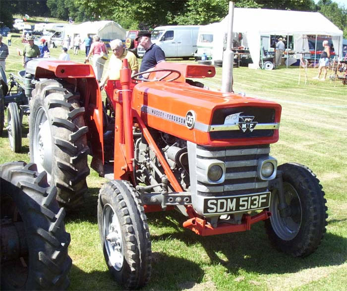 Massey Ferguson 135